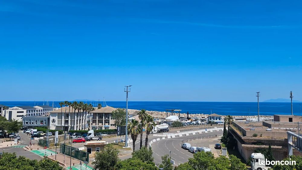 Vente Appartement Près de 100 m2 sortie du Port de Bastia vue et lumière... Bastia