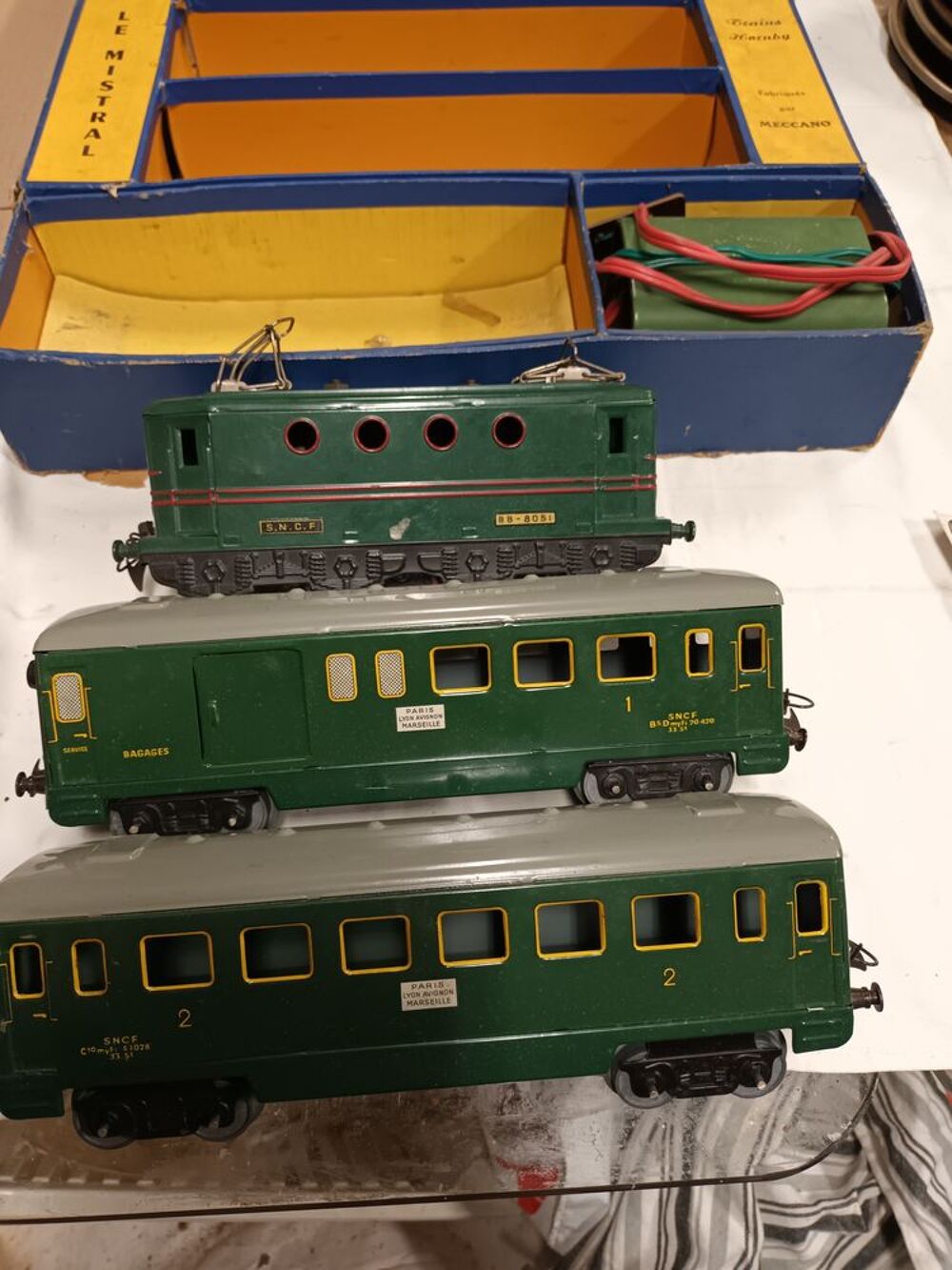 Train en t&ocirc;le HORNBY " Mistral" Jeux / jouets