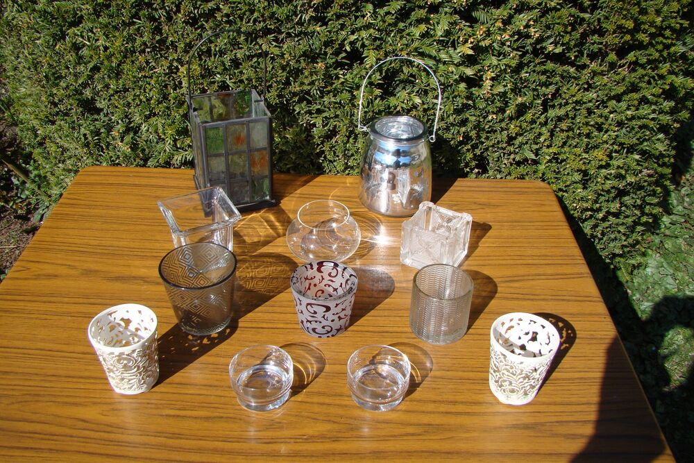 Lot de 12 photophores, lanternes , porte-bougie
Décoration