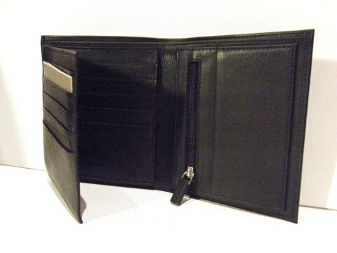 PORTEFEUILLE CUIR P. MONNAIE ZIP 10 C CR�DIT PC IDENTITE 50 La Celle-sur-Morin (77)