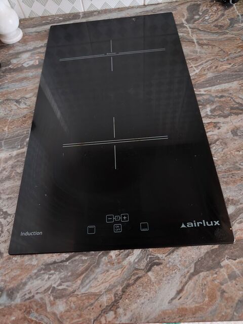 Table induction 2feux  70 Toulouse (31)