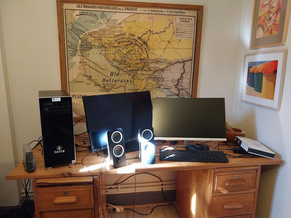 mat&eacute;riel informatique avec facture suite d&eacute;c&egrave;s. Matériel informatique