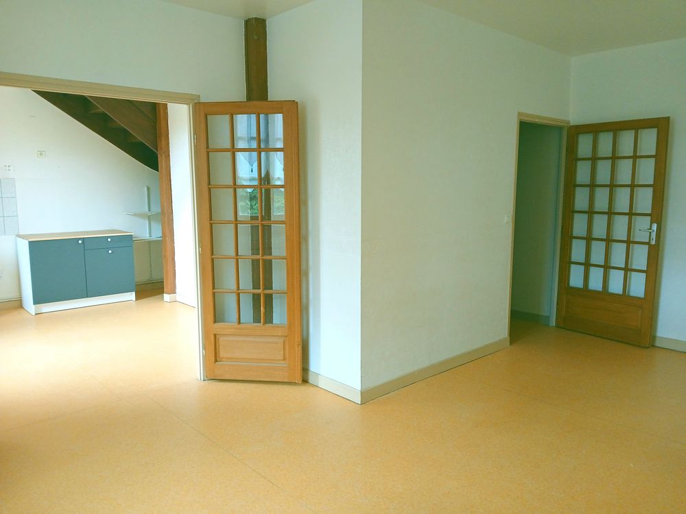 Location Duplex/Triplex Appartement T3 lumineux en centre bourg Sarran