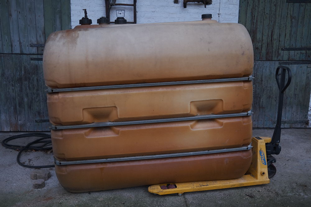 CUVE A FUEL 2000 L Bricolage