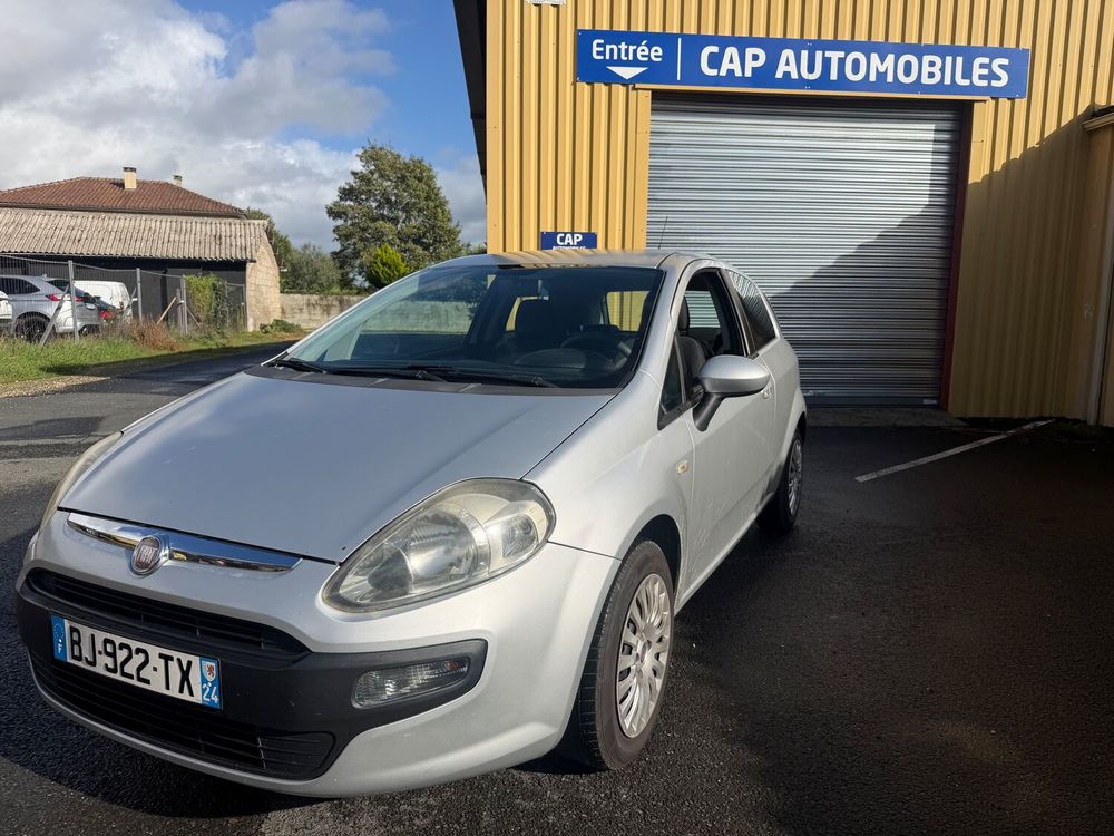 Punto 1.3 Multijet 16V 75 S&S DPF Cult 2011 occasion 24750 Tr&eacute;lissac