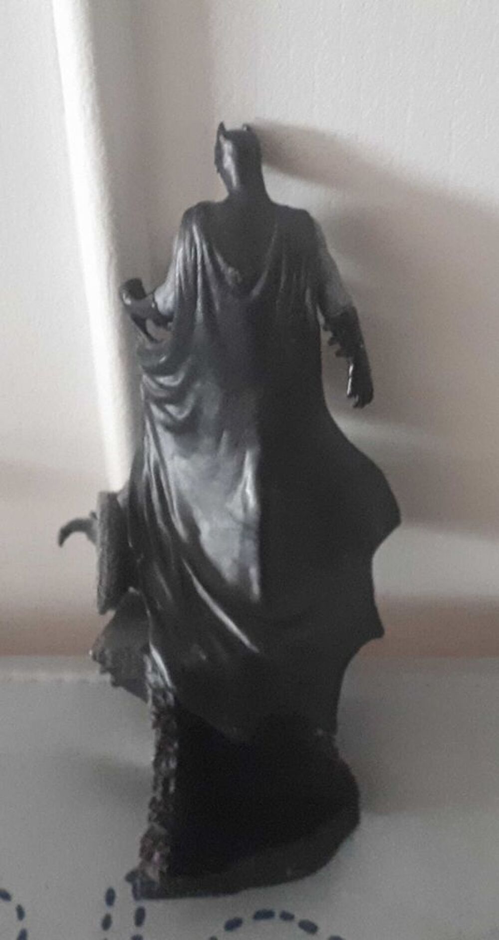 Figurine NEUVE BATMAN SUR GARGOUILLE HORS SERIE 