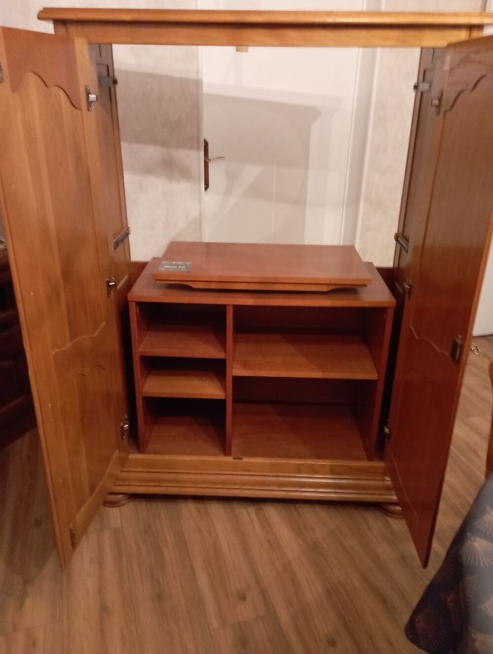 Meuble t&eacute;l&eacute;vision Meubles