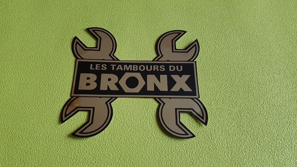 LES TAMBOURS DU BRONX CD et vinyles