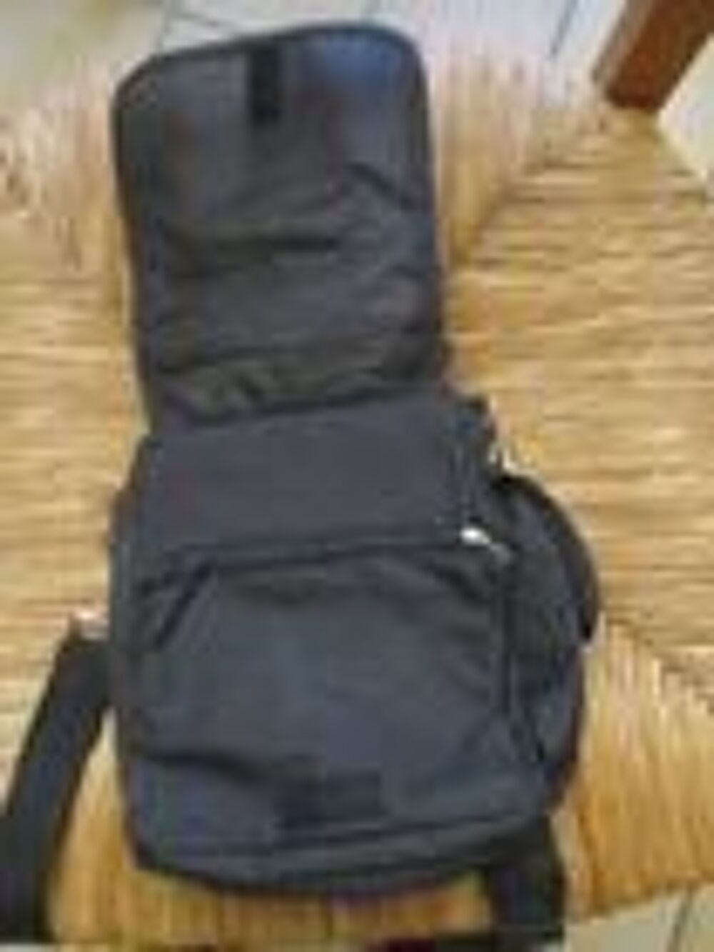 Petite sacoche sport neuve &eacute;crit sport noir Maroquinerie