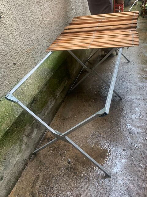 Matériel de marché. 400 92170 Vanves