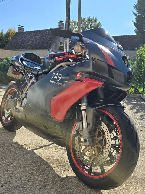 Moto DUCATI 2005 occasion Bléré 37150