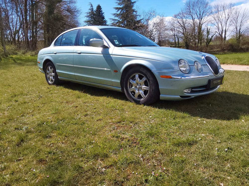 S-Type 3.0i V6 A 1999 occasion 38080 Saint-Marcel-Bel-Accueil
