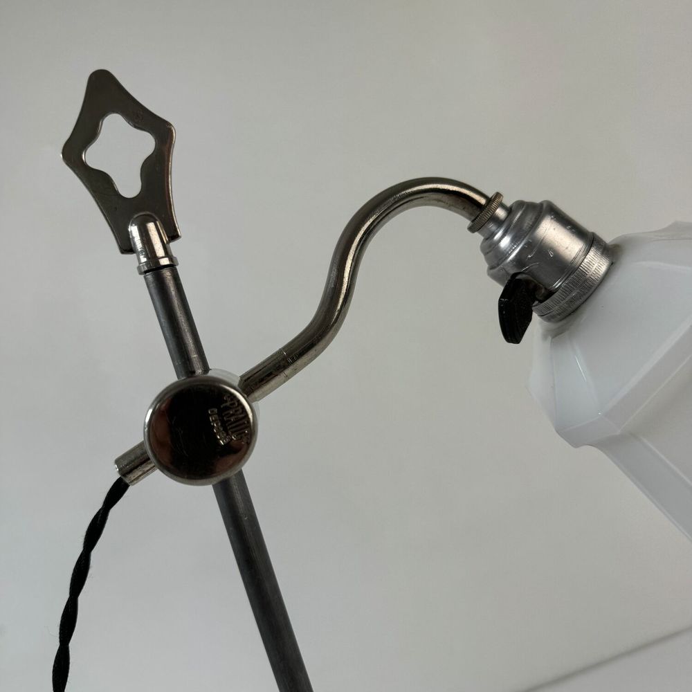 ANCIENNE LAMPE DE BUREAU "&nbsp;PRATIC&nbsp;" VINTAGE
D�coration