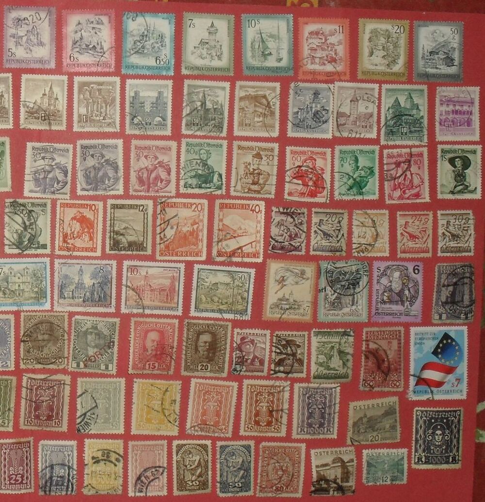 Lot de 133 timbres oblit&eacute;r&eacute;s d'Autriche. 