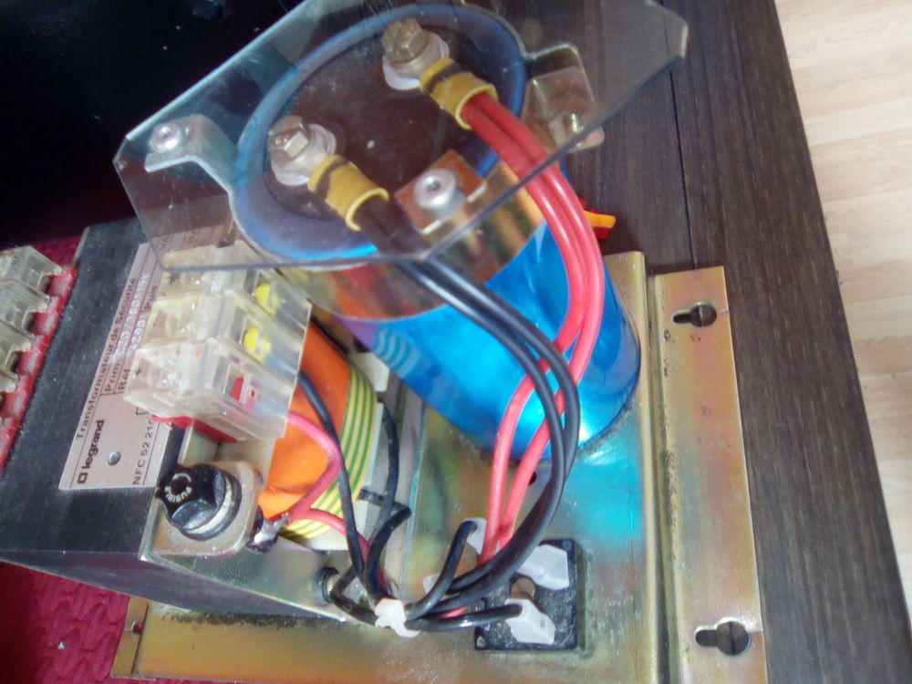 LEGRAND 42981 Alimentation Redress&eacute;e Filtr&eacute;e Mono 24V 5A Bricolage