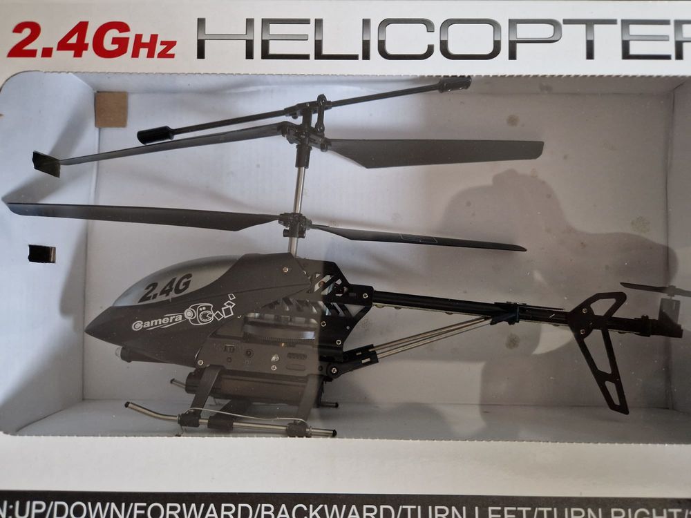 HELICOPTERE RADIOCOMMANDE NEUF EN METAL AVEC CAMERA ET PHOTO Jeux / jouets