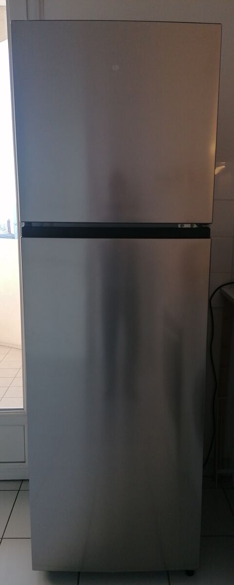 FRIGO AVEC COMPARTIMENT CONGELATEUR  150 Montrevel-en-Bresse (01)