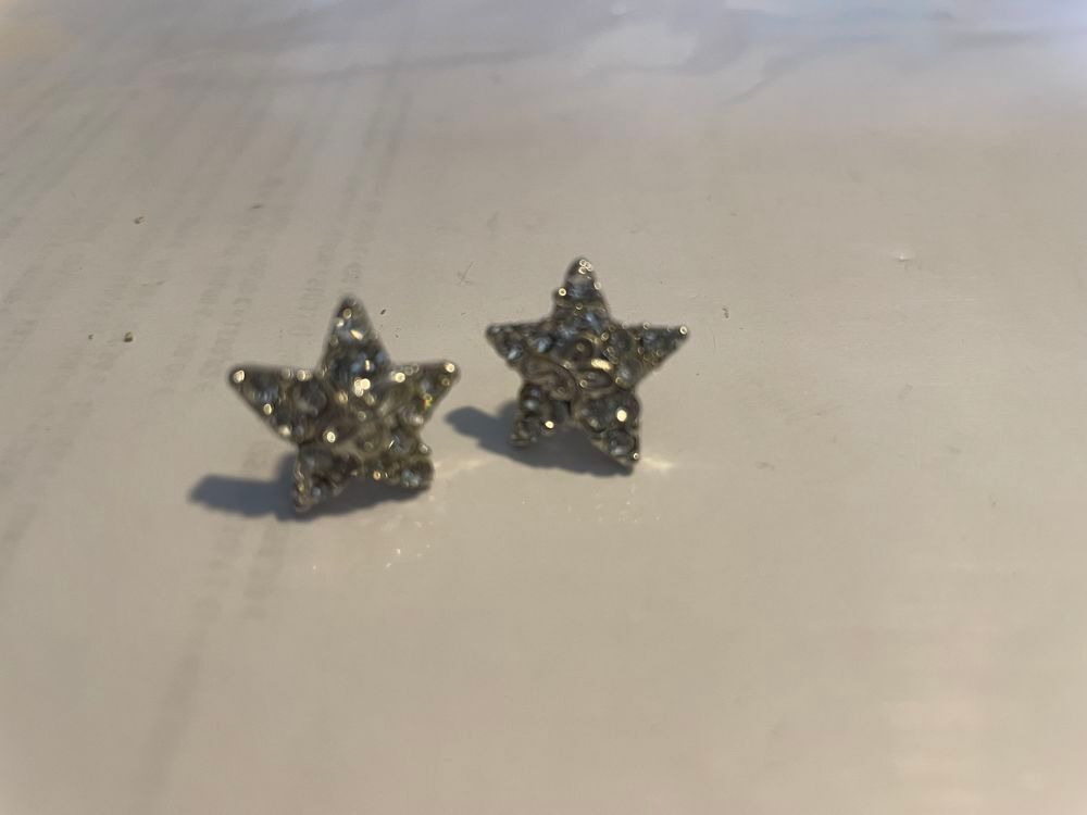 BO Oreilles perc&eacute;es Etoile strass Sonia Rykiel Bijoux et montres