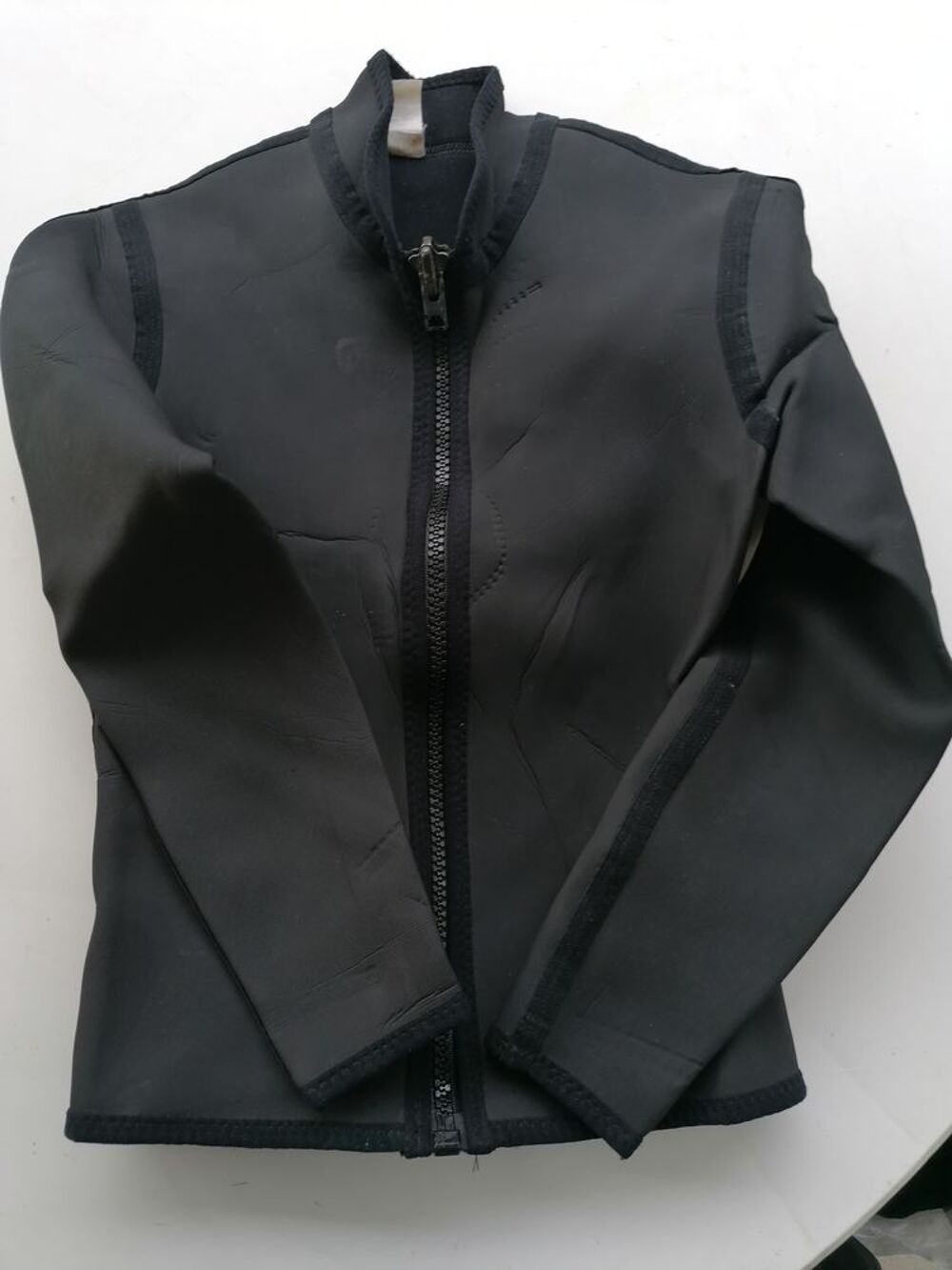 blouson n&eacute;opr&egrave;ne Sports