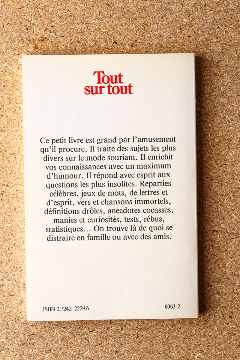 Tout sur tout Livres et BD