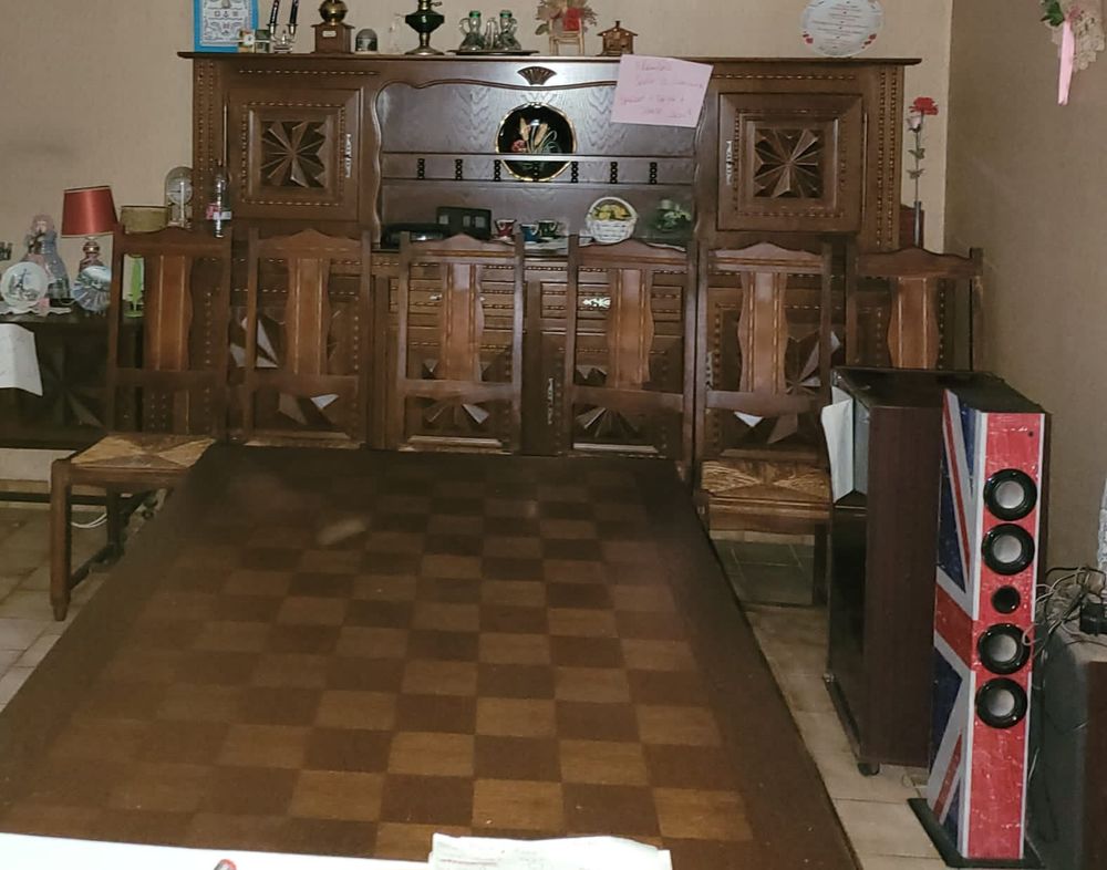 Buffet/table salon chaises Meubles