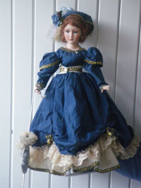 Poupées en porcelaine 12 Croix (59)