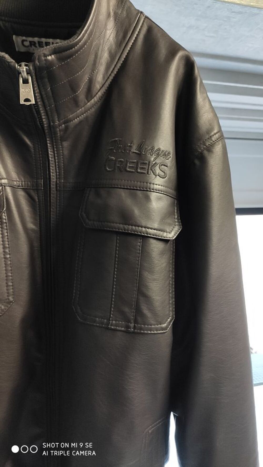 Blouson Simili cuir Etat neuf Vêtements