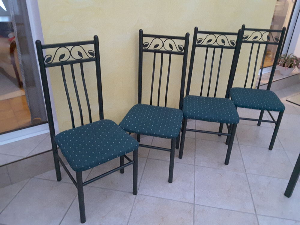 Table et chaises Meubles