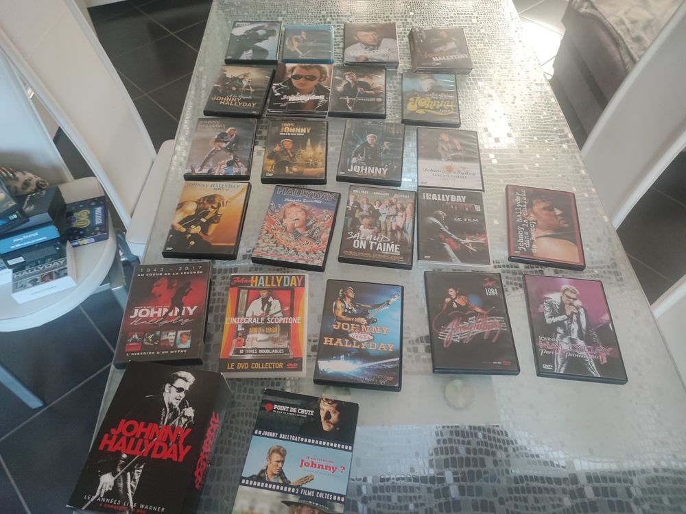 Petite collection de Johnny Hallyday CD et vinyles