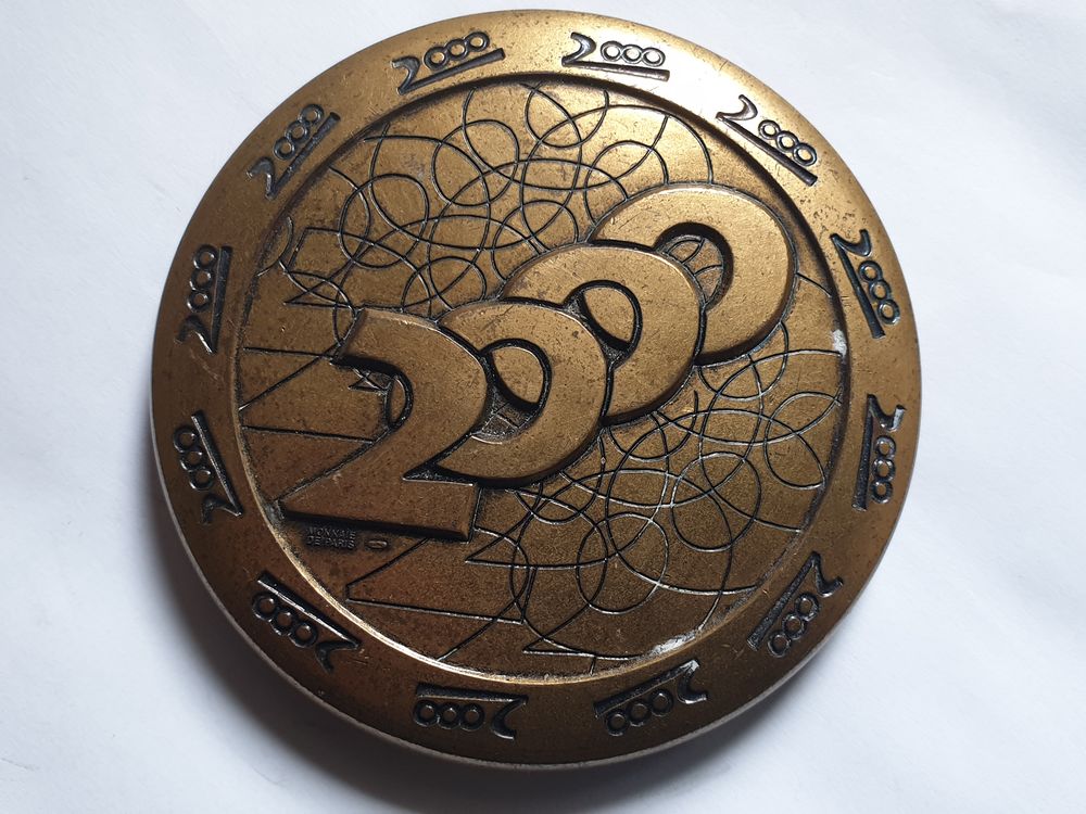 M&eacute;daille bronze presse papier 