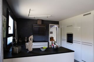  Villa à vendre 7 pièces 176 m² Sauverny