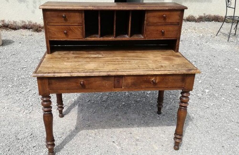 Bureau ancien en bois massif Meubles