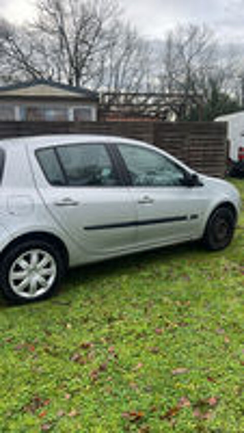 Clio III Clio 1.5Dci 86Cv 2008 occasion 33240 Saint-Laurent-d'Arce