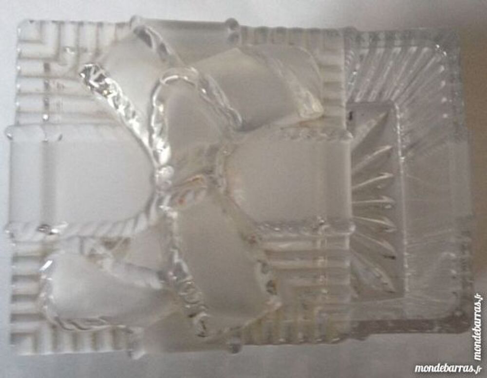 bonbonni&egrave;re en verre Décoration