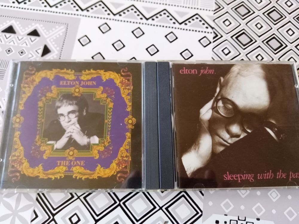 CD MUSIQUE CD et vinyles