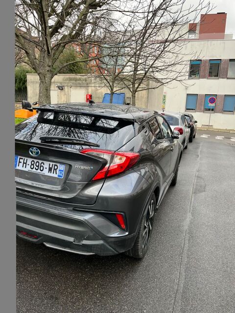 Toyota C-HR Pro Hybride 122h Dynamic Business 2019 occasion Romainville 93230