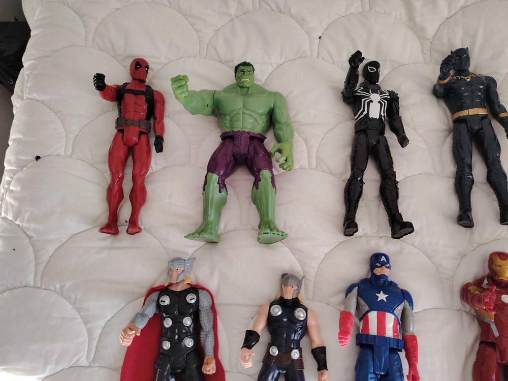 FIGURINES AMERICANNE PARTICULIEES Jeux / jouets
