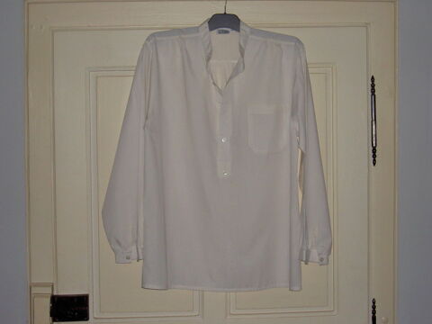 Belle chemise pour homme, ivoire, taille 39/40. 15 Uzs (30)