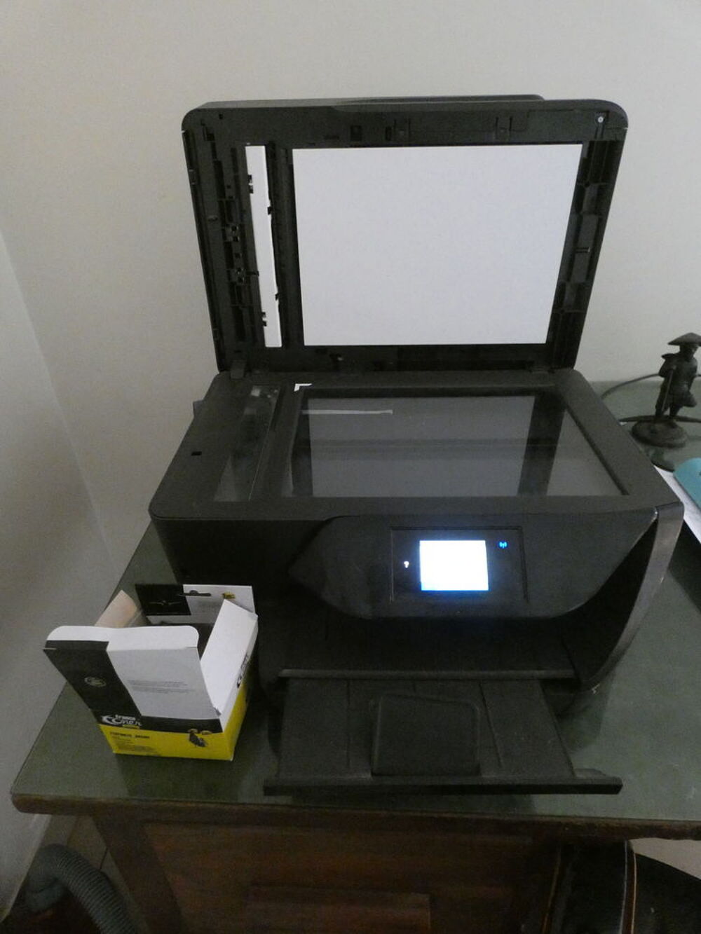 imprimante multifonction HP officejet pro 6970 + 4 cartouche Matériel informatique