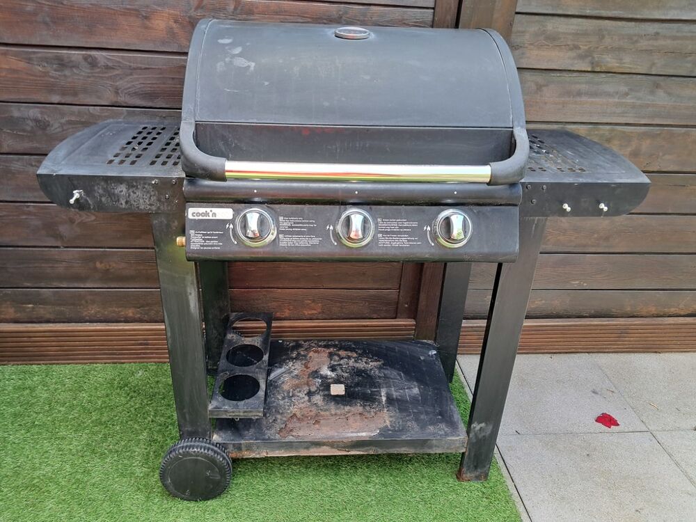 Barbecue gaz noir trois br&ucirc;leurs Jardin