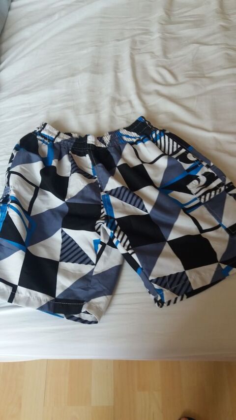 SHORT  bain 14ans 5 Bezons (95)