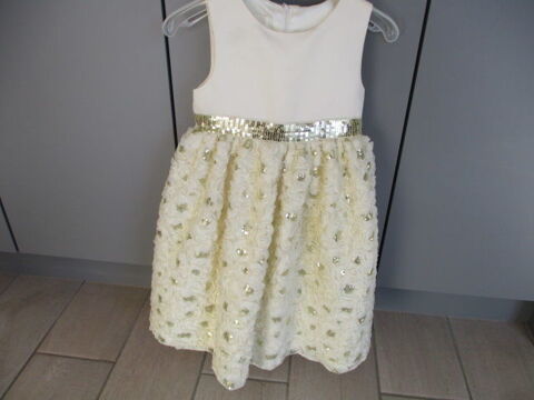 robe de cérémonie 100 Castres (81)