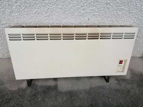 électroménager e23 chauffage radiateur électrique 2000w  15 Montigny-le-Bretonneux (78)