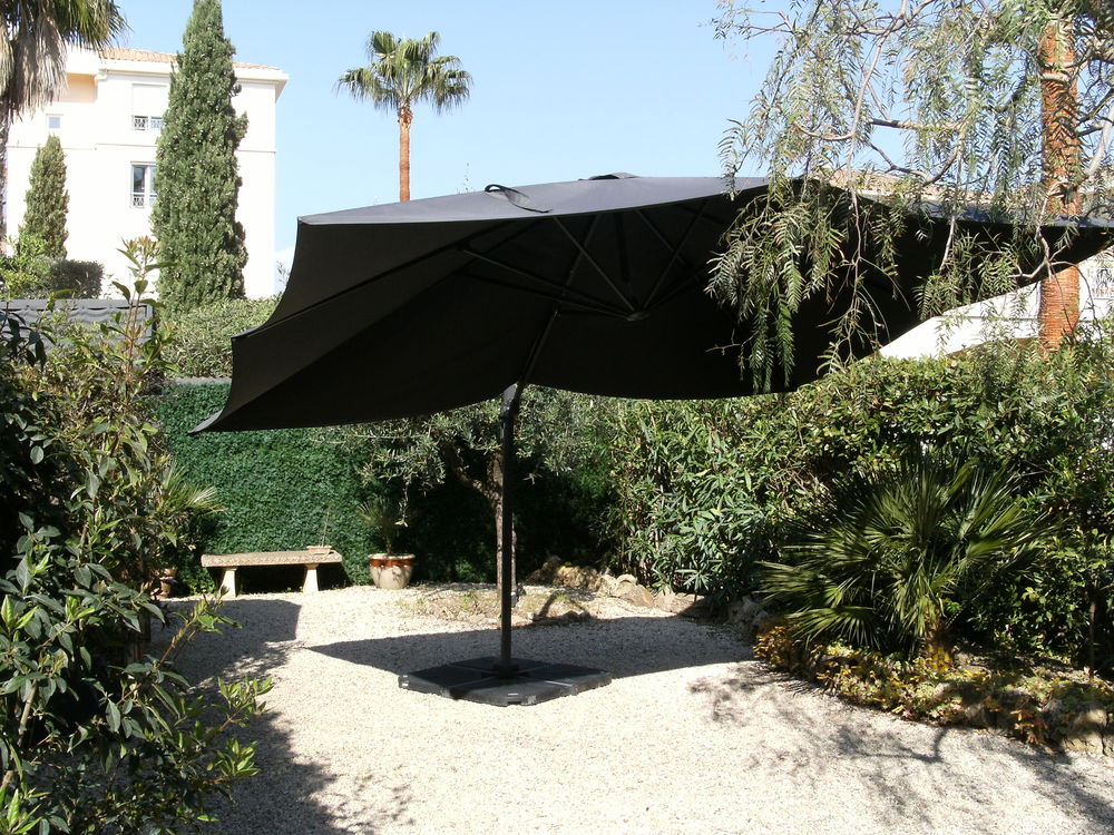 Parasol d&eacute;port&eacute; 3 x 4 Jardin