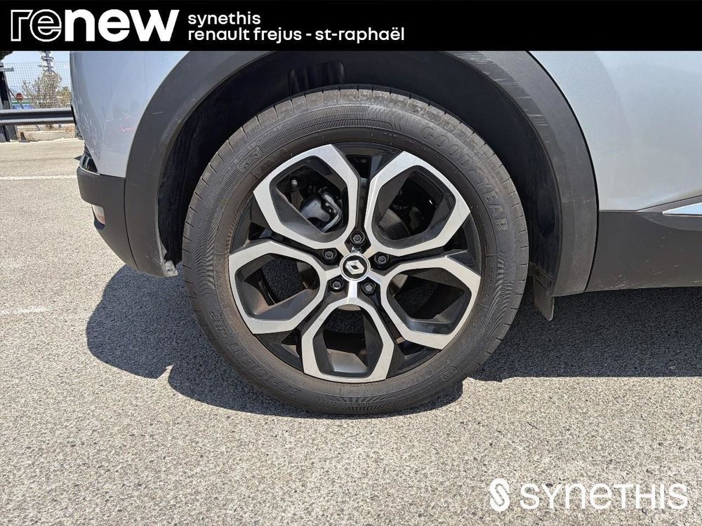 Captur E-Tech full hybrid 145 Techno 2022 occasion 83600 Fr&eacute;jus