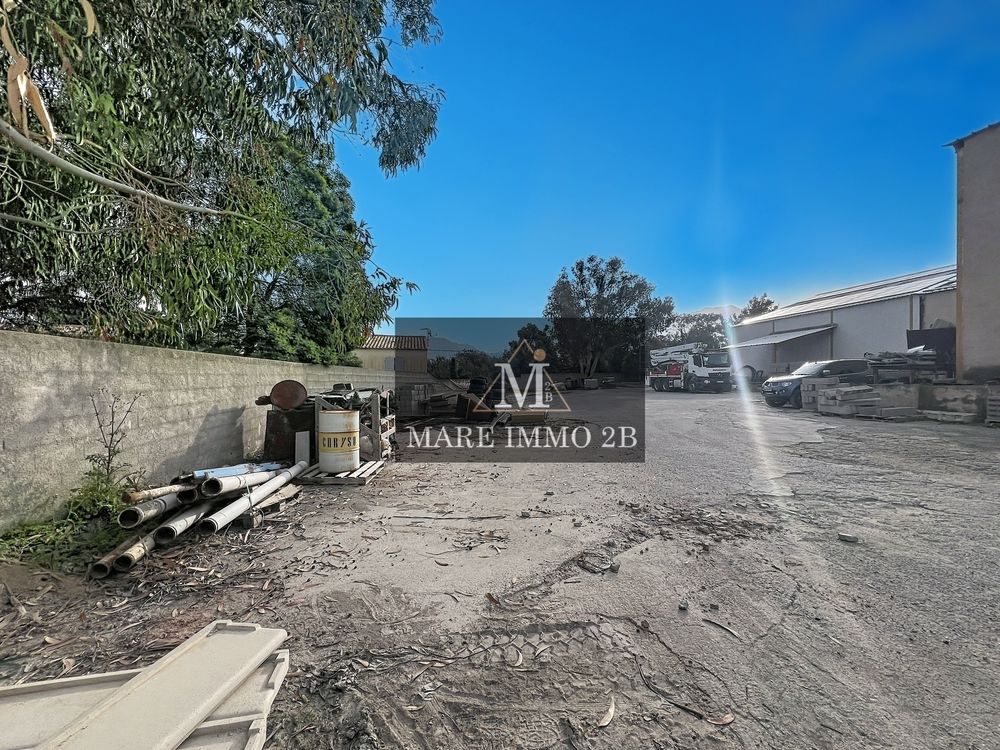Vente Terrain terrain constructible de 953m² Calvi