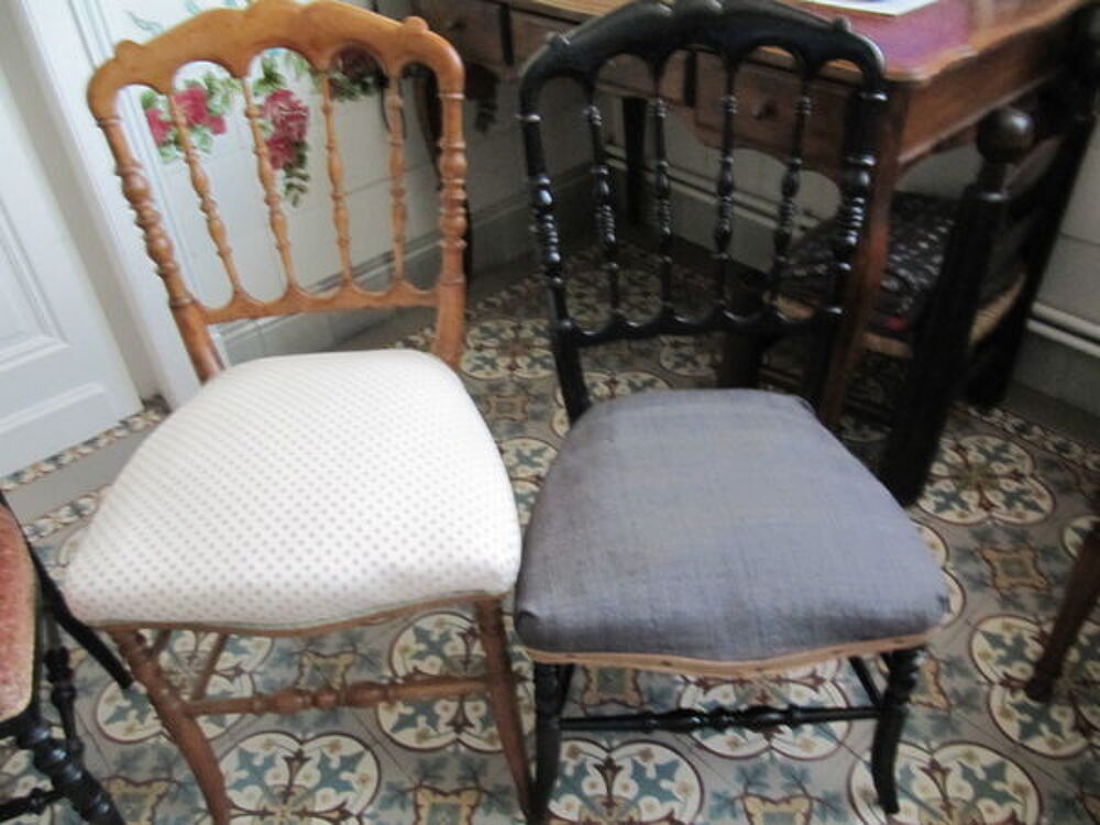 2 jolies chaises anciennes-Napol&eacute;on III Meubles