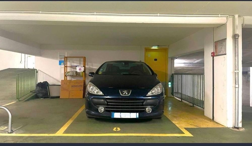 Vente Parking/Garage Parking à€ Vendre Noisy-le-sec