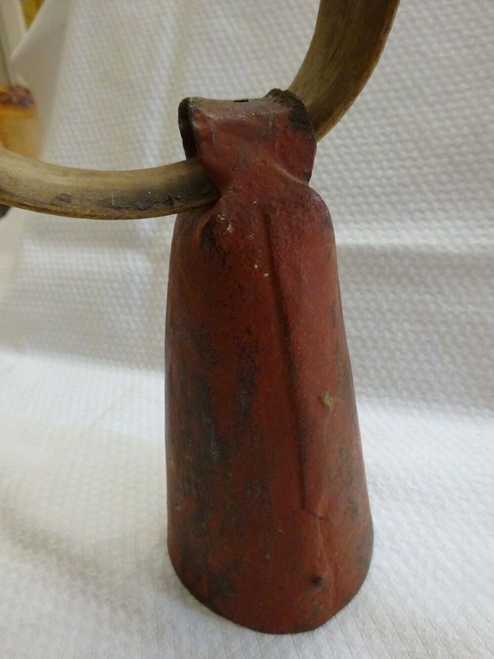 Ancienne cloche sonnaille &agrave; ch&egrave;vre 