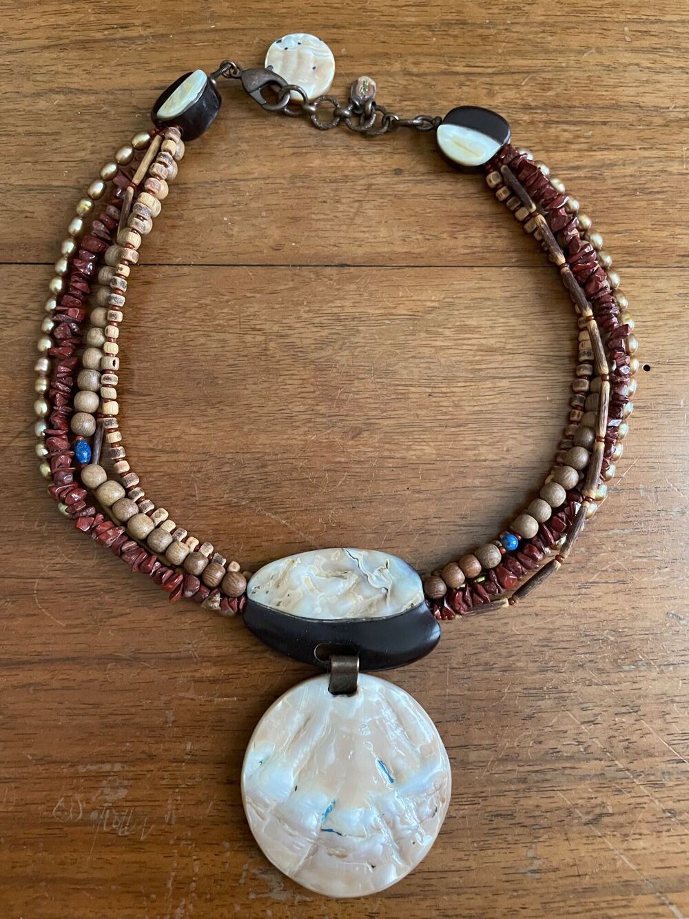 COLLIER BOIS DE ROSE Bijoux et montres